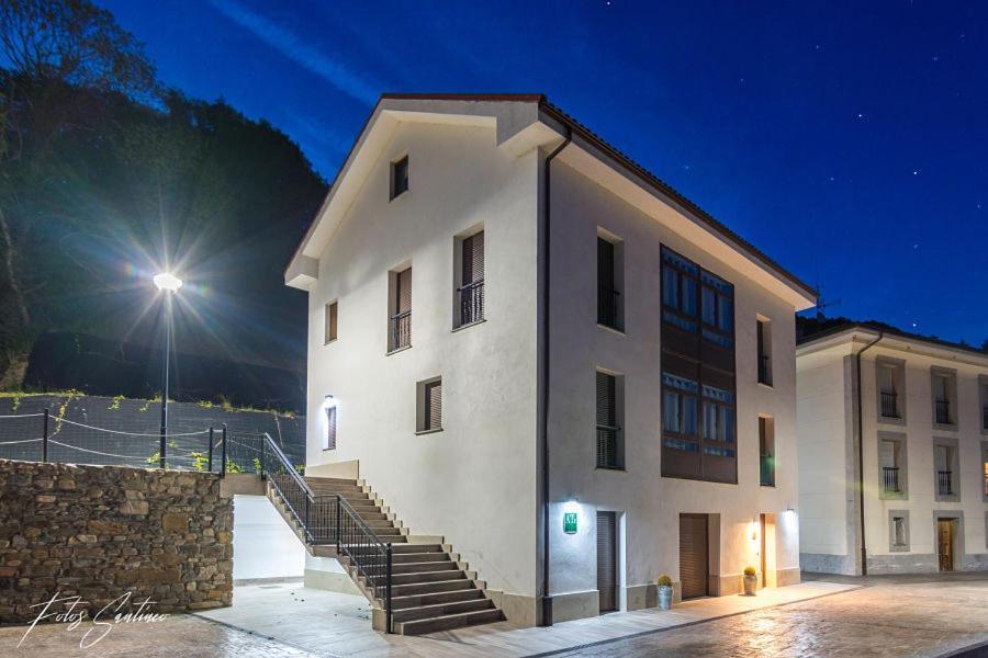 Apartamentos Buenavista Tineo Ngoại thất bức ảnh